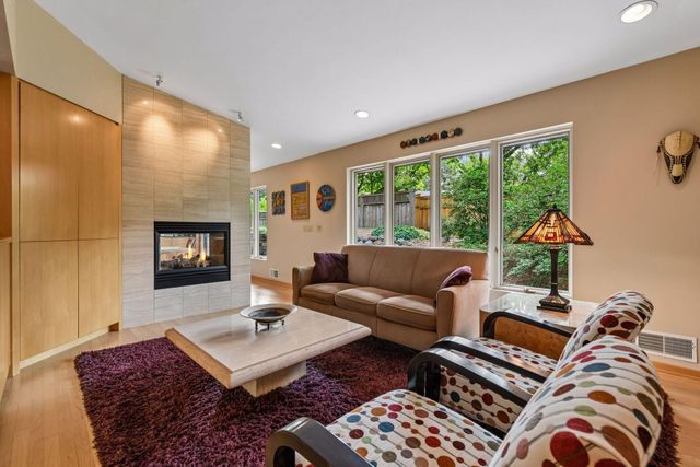 4309 Tonkawood Road, Minnetonka, MN 55345