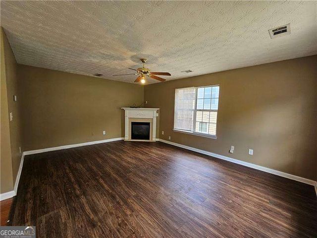200 Siesta Key Court, Locust Grove, GA 30248