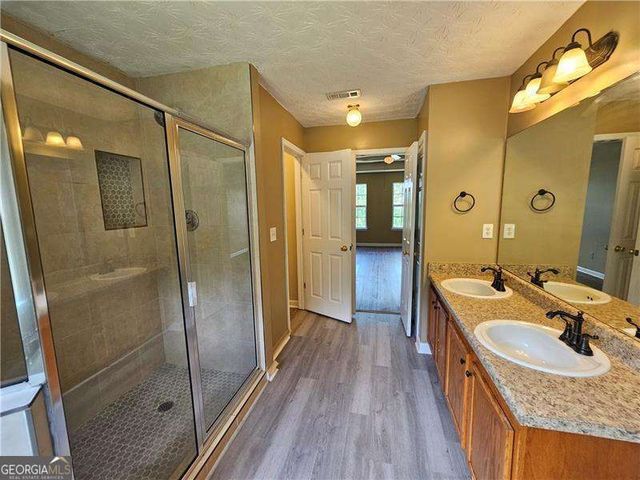 200 Siesta Key Court, Locust Grove, GA 30248