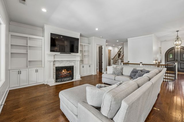 1149 McCrory Cir, Gallatin, TN 37066