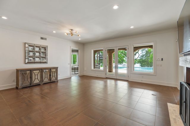1149 McCrory Cir, Gallatin, TN 37066