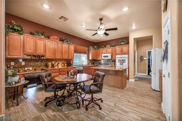 10372 Hawks Wing Street, Las Vegas, NV 89178