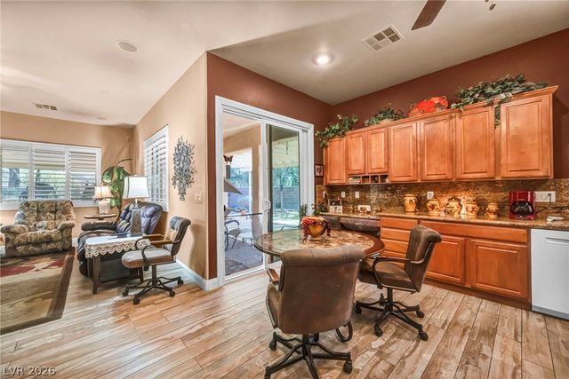 10372 Hawks Wing Street, Las Vegas, NV 89178