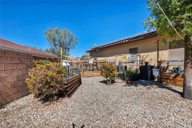 10372 Hawks Wing Street, Las Vegas, NV 89178