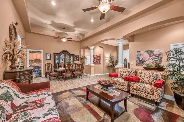 10372 Hawks Wing Street, Las Vegas, NV 89178