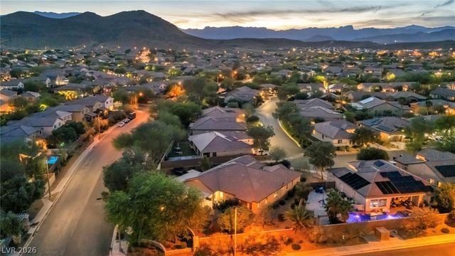 10372 Hawks Wing Street, Las Vegas, NV 89178