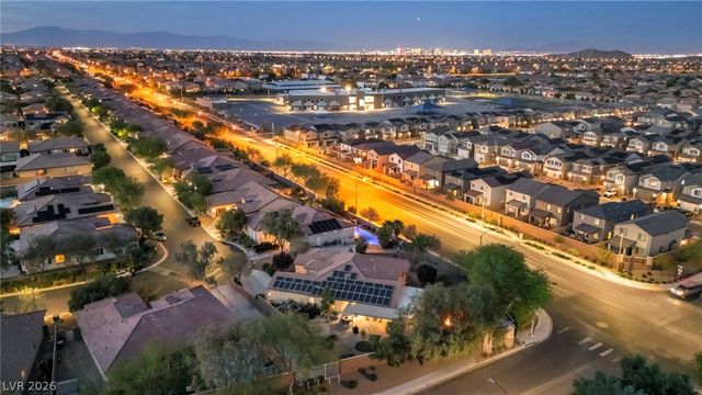 10372 Hawks Wing Street, Las Vegas, NV 89178