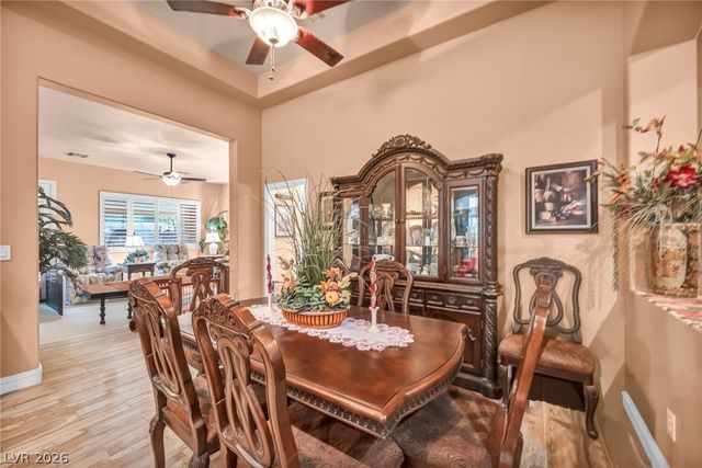 10372 Hawks Wing Street, Las Vegas, NV 89178