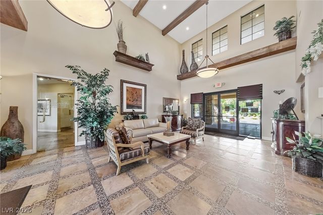 10372 Hawks Wing Street, Las Vegas, NV 89178