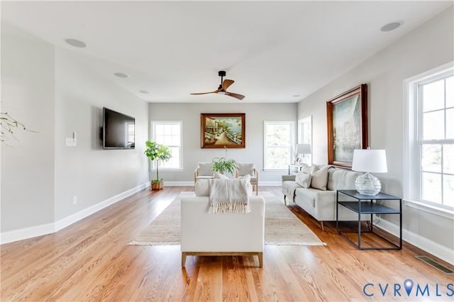 6442 Burnt Mills Ln, Moseley, VA 23120