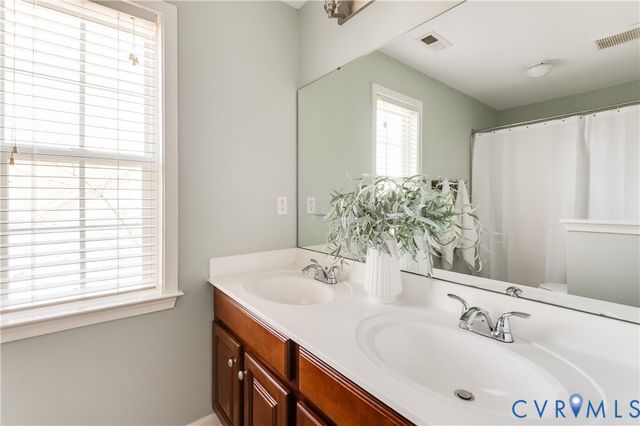 6442 Burnt Mills Ln, Moseley, VA 23120