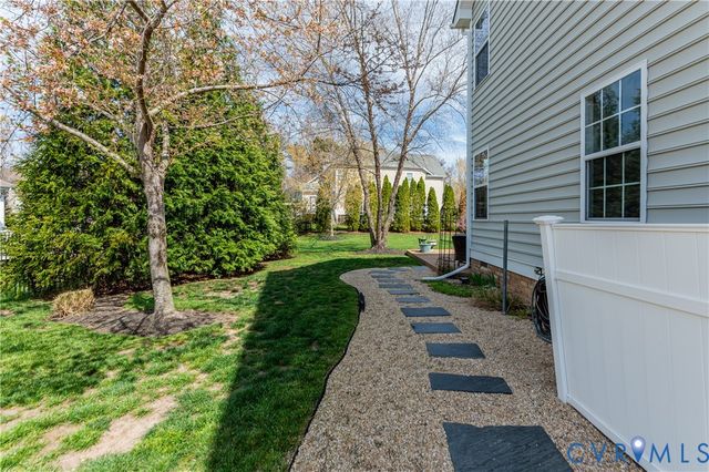 6442 Burnt Mills Ln, Moseley, VA 23120