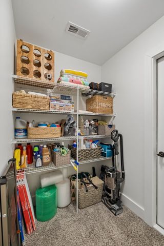 1004 Sycamore Rdg, E, Burns, TN 37029