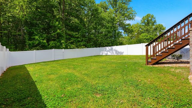 1004 Sycamore Rdg, E, Burns, TN 37029