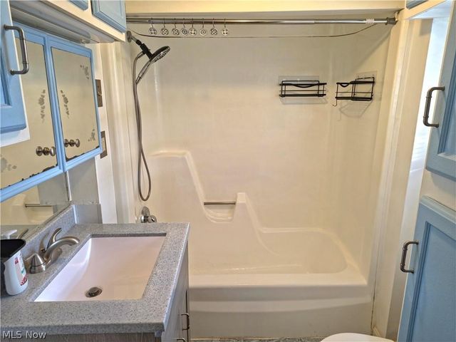 1249 E 342nd Street, Eastlake, OH 44095