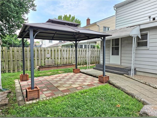 1249 E 342nd Street, Eastlake, OH 44095