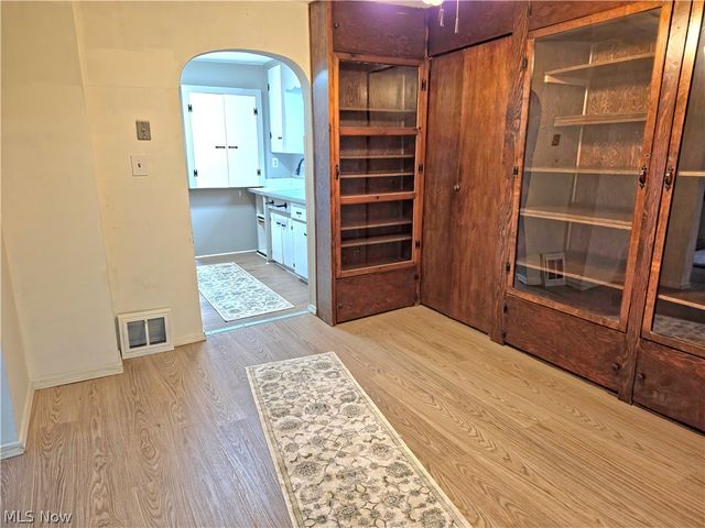 1249 E 342nd Street, Eastlake, OH 44095