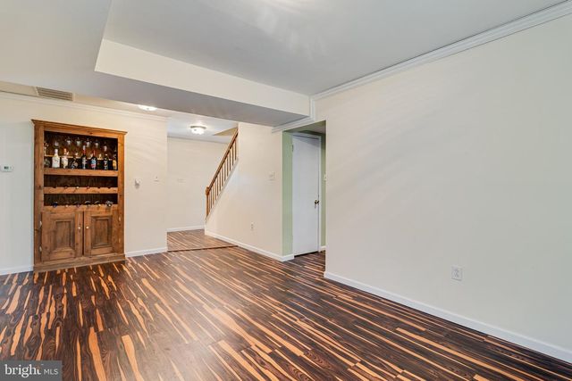 5 MOONCOIN CIR, Waldorf, MD 20602