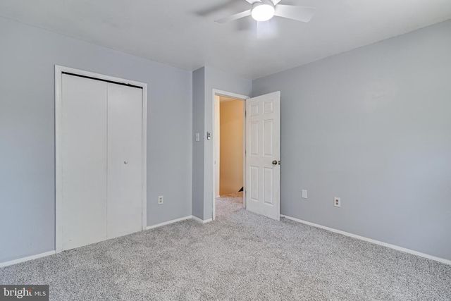 5 MOONCOIN CIR, Waldorf, MD 20602