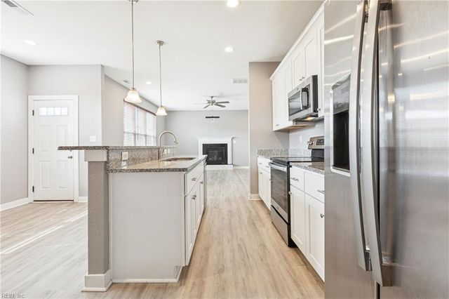 2521 Dominion AVE, Norfolk, VA 23518