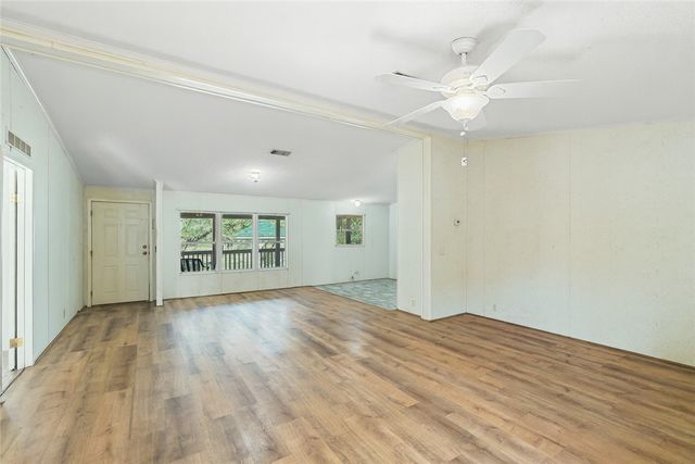 5712 Mockingbird, Mathis, TX 78368