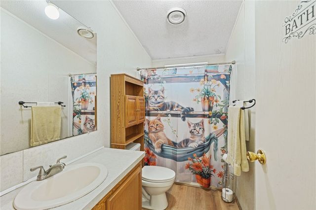 5712 Mockingbird, Mathis, TX 78368