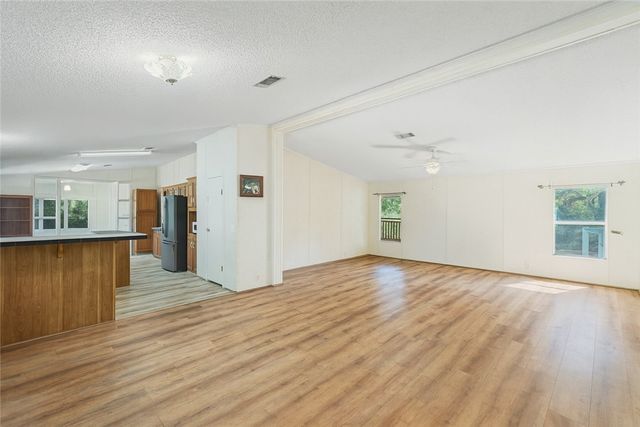 5712 Mockingbird, Mathis, TX 78368