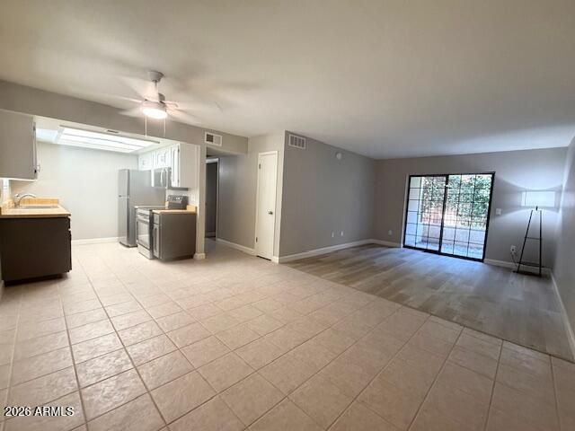 3119 W COCHISE Drive 113, Phoenix, AZ 85051