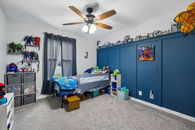 1388 Constitution Dr, Clarksville, TN 37042