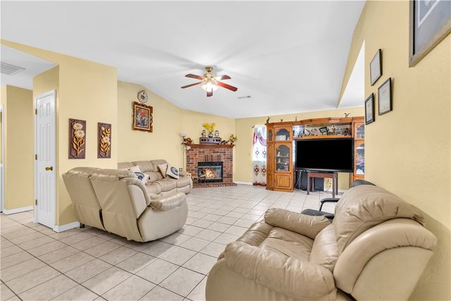 2200 K Street, Rogers, AR 72758
