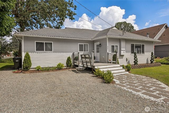 404 Nixon Street S, Roy, WA 98580