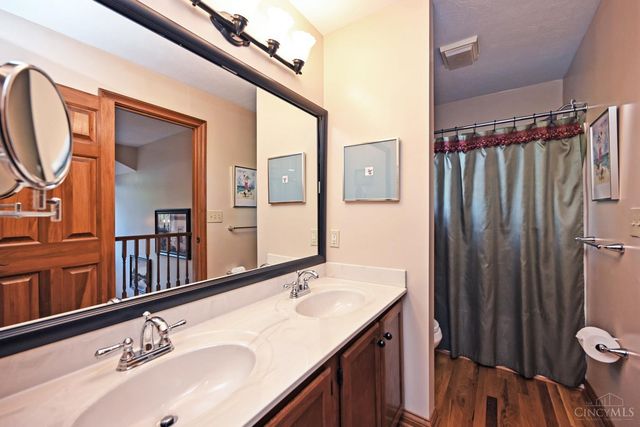 5599 Rapid Run Road, Delhi Twp, OH 45238