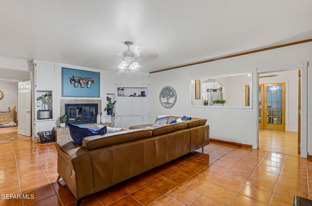 5051 OCOTILLO Street, El Paso, TX 79932