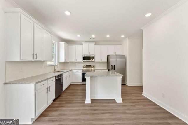 7332 Rocklin Lane, Flowery Branch, GA 30542
