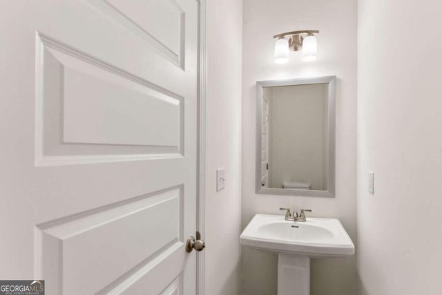 7332 Rocklin Lane, Flowery Branch, GA 30542