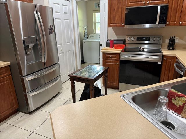 252 DIRKSEN DRIVE, Debary, FL 32713