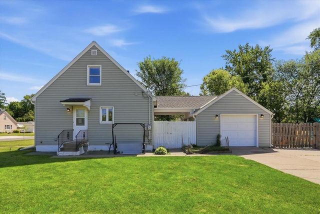 103 E Grant Avenue, Eau Claire, WI 54701