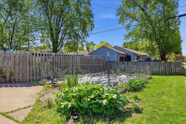 103 E Grant Avenue, Eau Claire, WI 54701