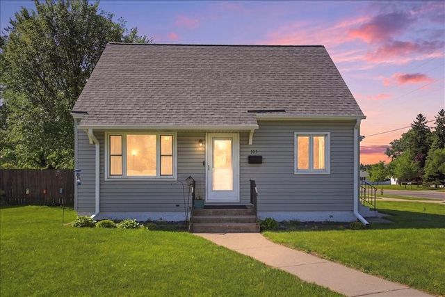 103 E Grant Avenue, Eau Claire, WI 54701