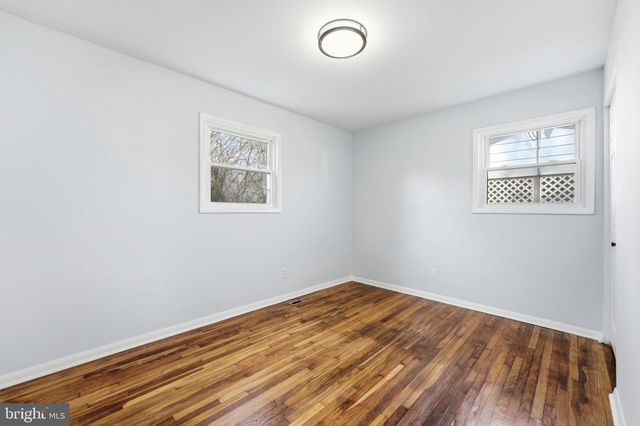 2 CHERRY RD, New Castle, DE 19720