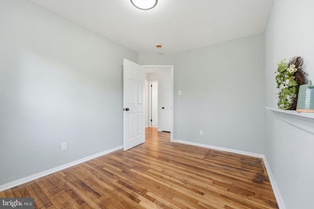 2 CHERRY RD, New Castle, DE 19720