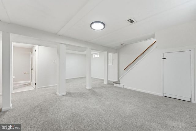 2 CHERRY RD, New Castle, DE 19720