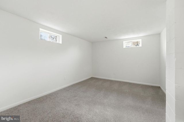 2 CHERRY RD, New Castle, DE 19720