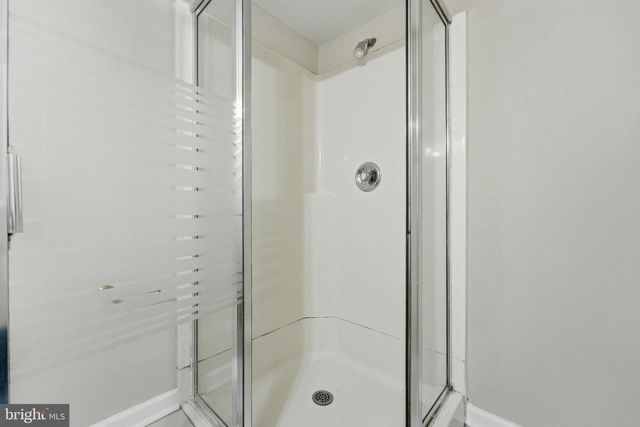 2 CHERRY RD, New Castle, DE 19720