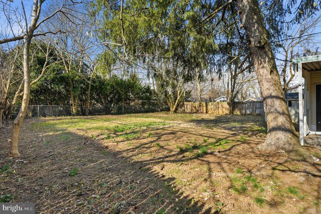 2 CHERRY RD, New Castle, DE 19720