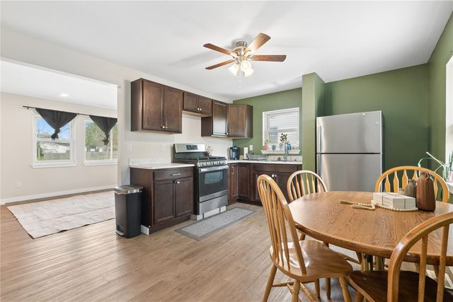 4432 Sherman St NE, Cedar Rapids, IA 52402