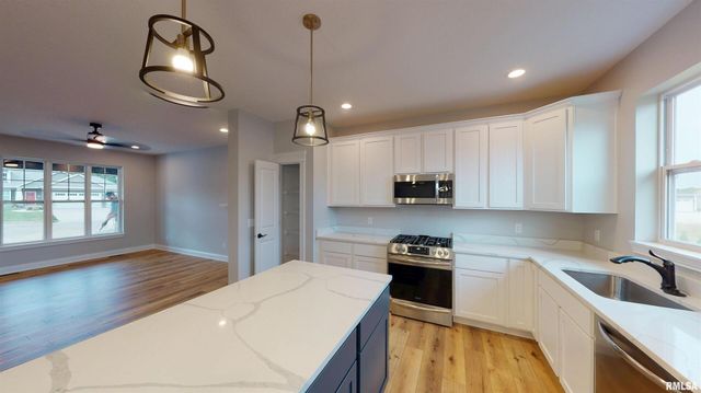 Lot 11 Faiths Way, Bettendorf, IA 52722