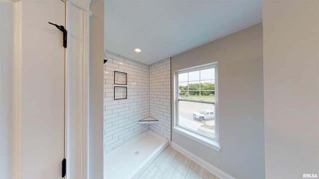 Lot 11 Faiths Way, Bettendorf, IA 52722