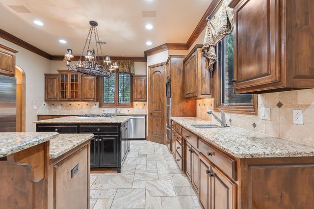 6007 TUSCANY Village, Amarillo, TX 79119