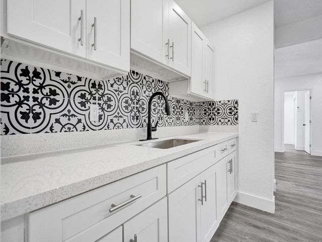 940 SW 28th St 1, Fort Lauderdale, FL 33315